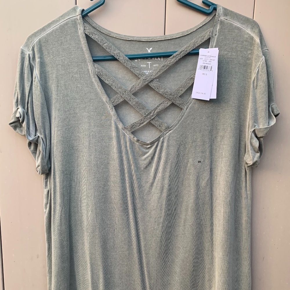 Olive green American Eagle tee